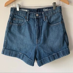 Women’s Gap Denim High Waisted Shorts 26
